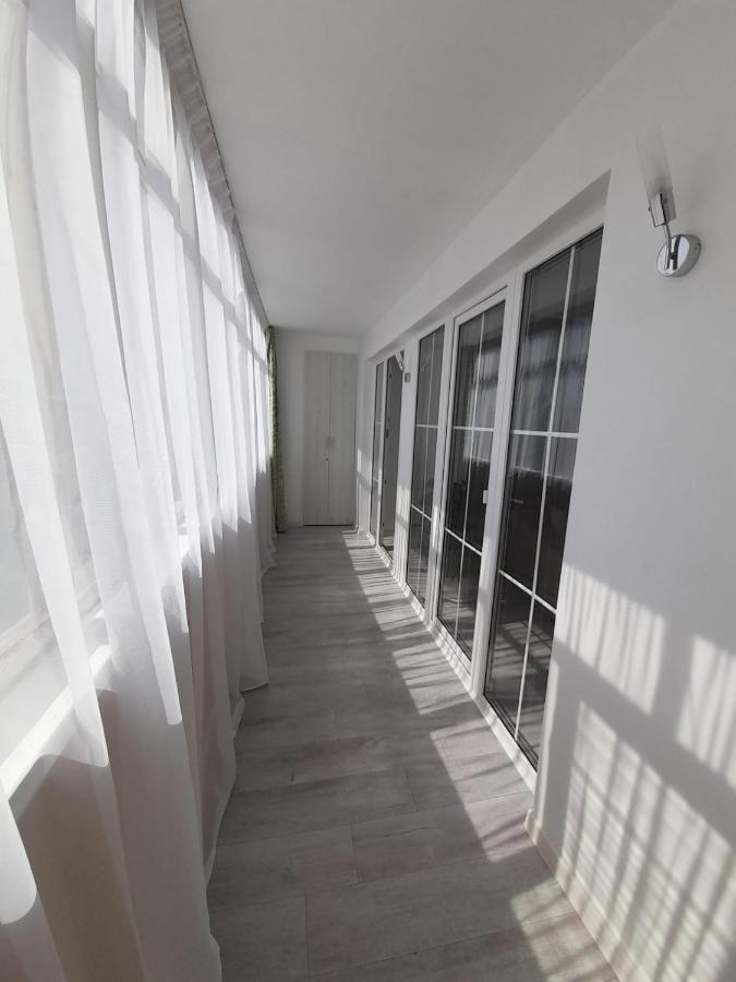 Изумруд Lejlighed Uralsk Eksteriør billede